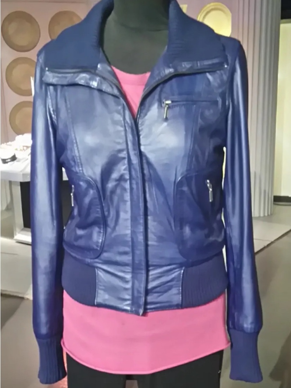 ISO Oasis Jacket - Picture 2 of 3